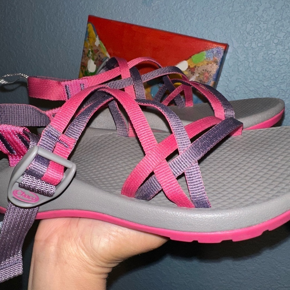 Chaco Girl - Picture 2 of 8